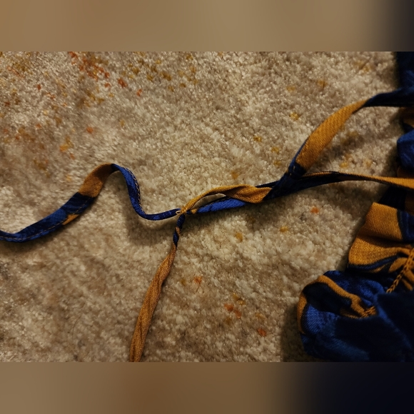 ** 2/$25 ** H&M Conscious Off the Shoulder Top - Picture 8 of 8